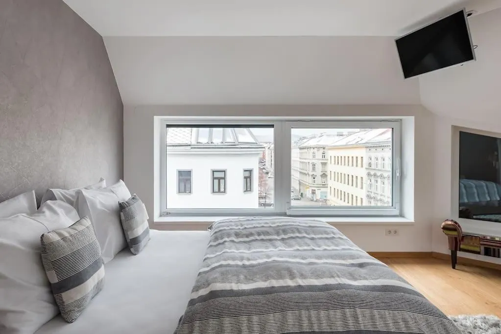 Top 12 Panorama Design Apartment Vienna 0*,